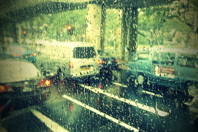 Bus_Rain